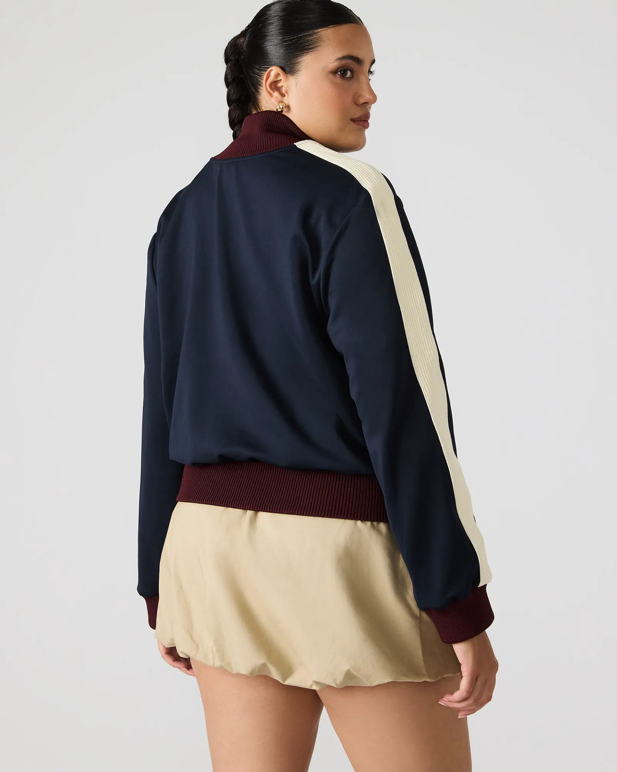 XS